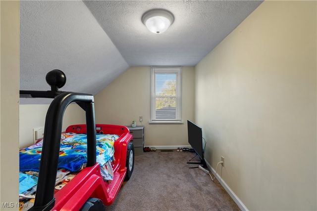 2948 Trenton Road, Akron, OH 44312