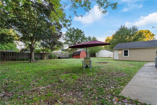 2948 Trenton Road, Akron, OH 44312