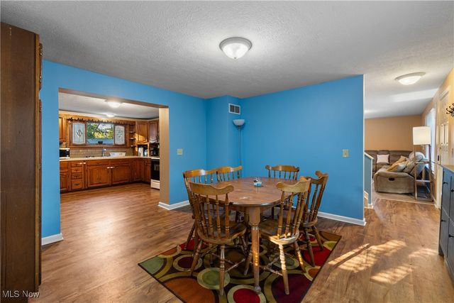 2948 Trenton Road, Akron, OH 44312