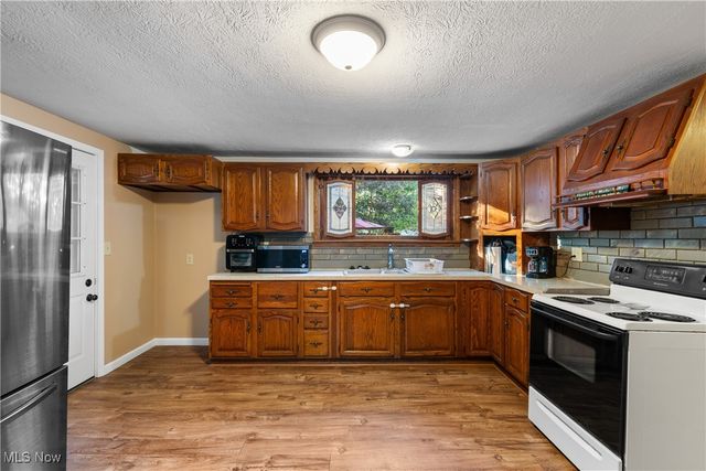 2948 Trenton Road, Akron, OH 44312