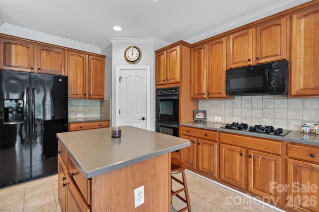 1900 Crestgate Drive, Waxhaw, NC 28173