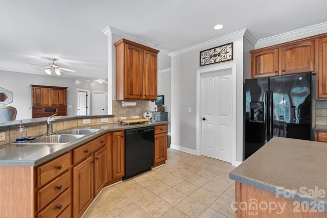 1900 Crestgate Drive, Waxhaw, NC 28173