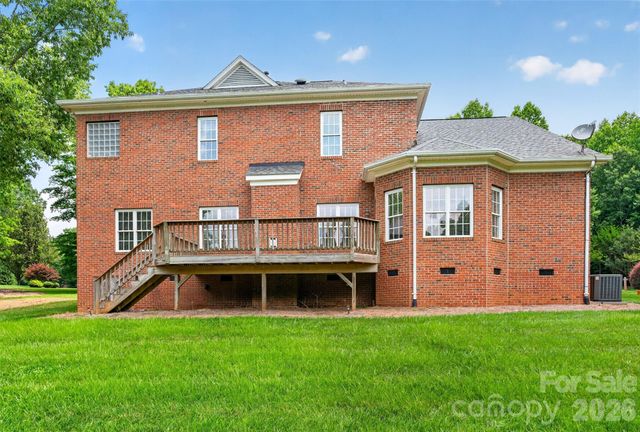 1900 Crestgate Drive, Waxhaw, NC 28173
