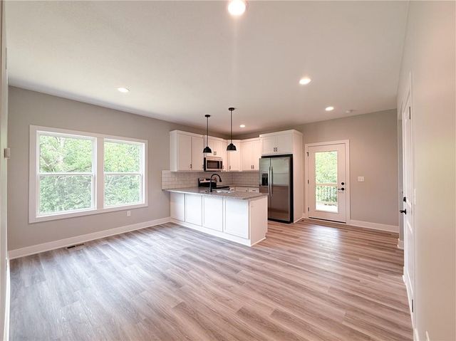 503 N Lexington Street, Harrisonville, MO 64701