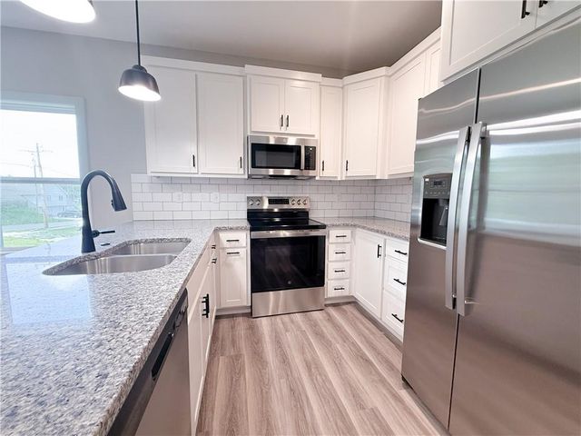 503 N Lexington Street, Harrisonville, MO 64701