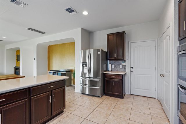 804 Water Hyacinth LOOP, Leander, TX 78641