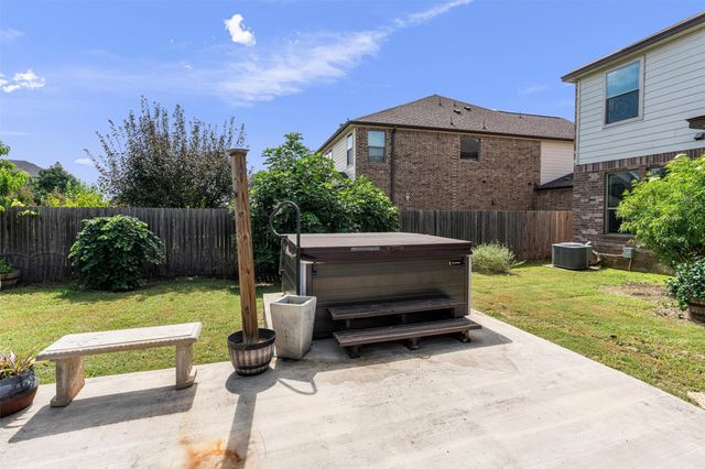 804 Water Hyacinth LOOP, Leander, TX 78641