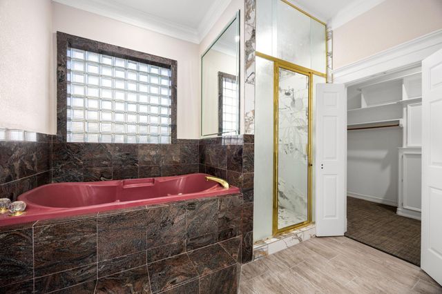 1002 Island View, League City, TX 77565