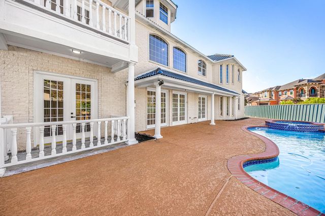 1002 Island View, League City, TX 77565