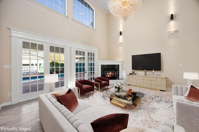 1002 Island View, League City, TX 77565