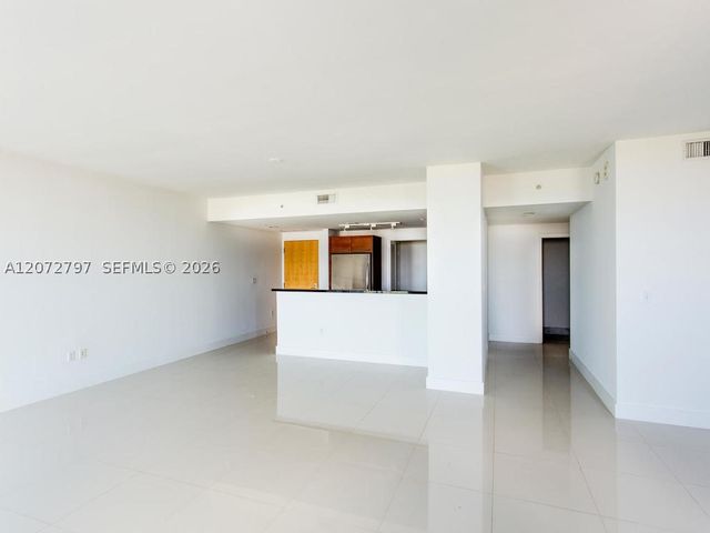 244 Biscayne Blvd 2402, Miami, FL 33132