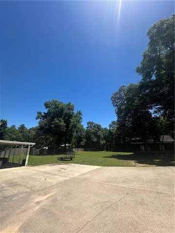 10400 Celeste Road, Saraland, AL 36571