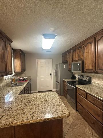 10400 Celeste Road, Saraland, AL 36571