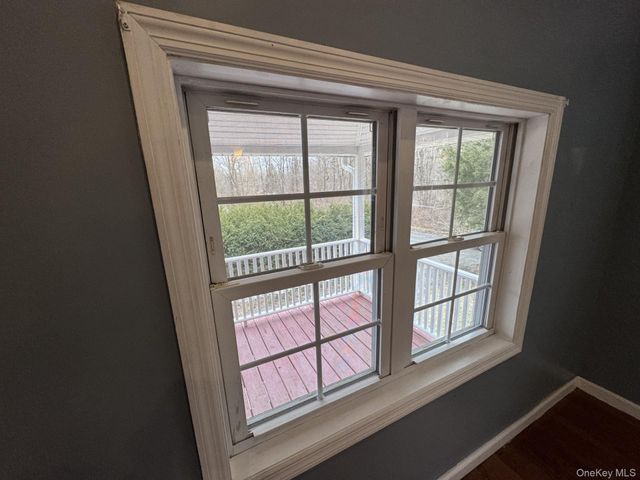 8 Orchard Road, Hyde Park, NY 12538