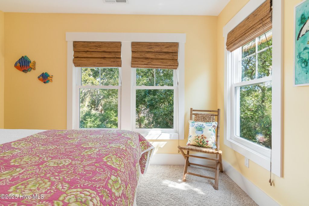 Image 27 of property listing at 11 Red Cedar Trail, Southport, NC 28461