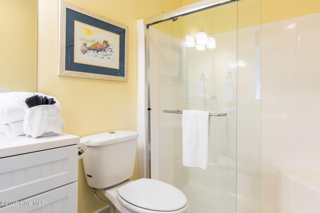 Image 39 of property listing at 11 Red Cedar Trail, Southport, NC 28461