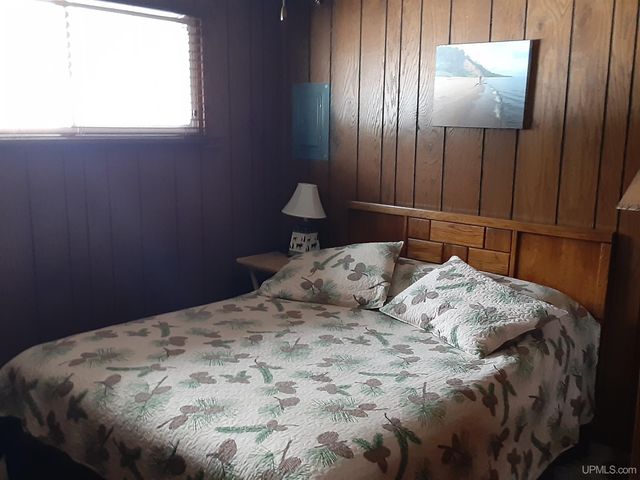 1180 Range View Drive B-2, Hurley, WI 54534