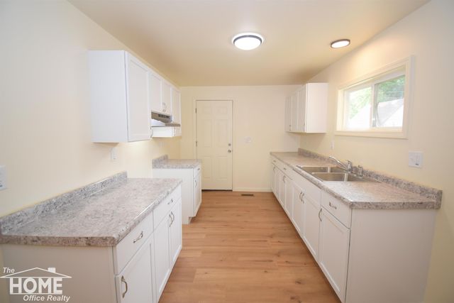 614 Alger Avenue, Owosso, MI 48867
