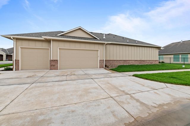 810 N Thornton Ct, Wichita, KS 67235