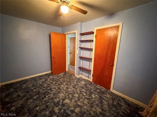 572 Comstock Street NW, Warren, OH 44483