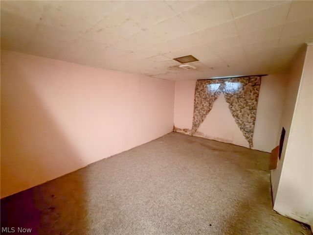 572 Comstock Street NW, Warren, OH 44483