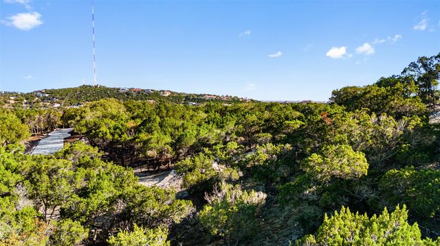 6 Martelli LN, West Lake Hills, TX 78746