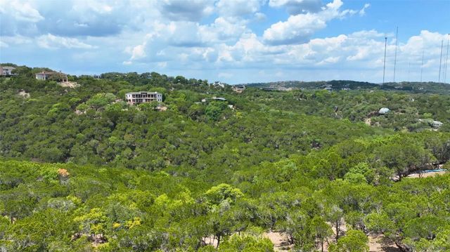 6 Martelli LN, West Lake Hills, TX 78746