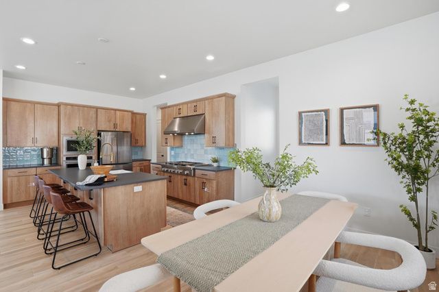 5872 N VALLEY VIEW RD, Lehi, UT 84043