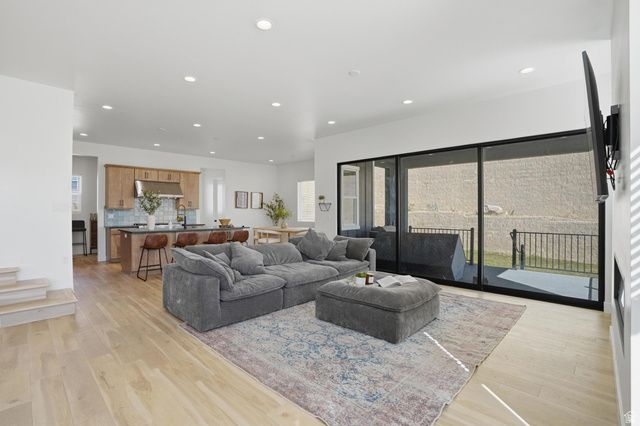 5872 N VALLEY VIEW RD, Lehi, UT 84043