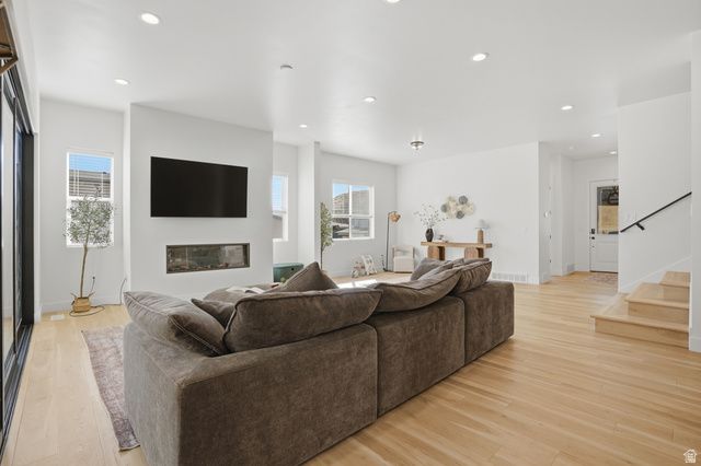 5872 N VALLEY VIEW RD, Lehi, UT 84043