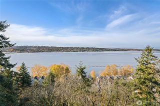 1409 N 24th Street, Renton, WA 98056