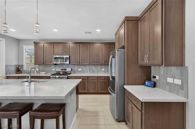 6849 Desert Finch Street, North Las Vegas, NV 89084