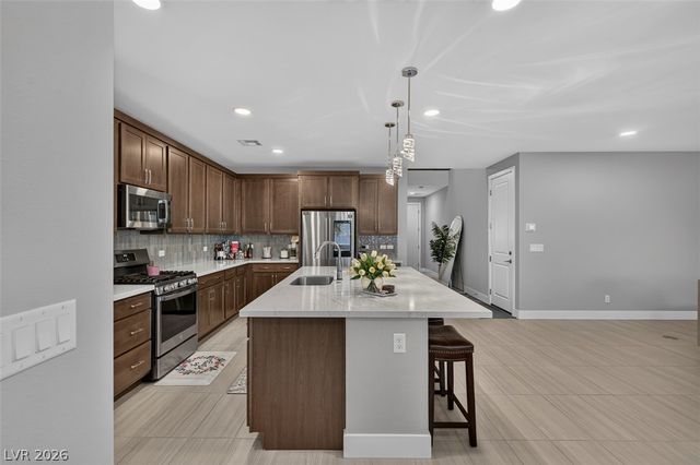 6849 Desert Finch Street, North Las Vegas, NV 89084