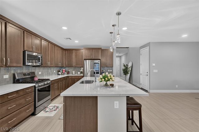 6849 Desert Finch Street, North Las Vegas, NV 89084