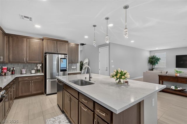6849 Desert Finch Street, North Las Vegas, NV 89084