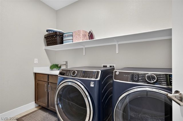 6849 Desert Finch Street, North Las Vegas, NV 89084