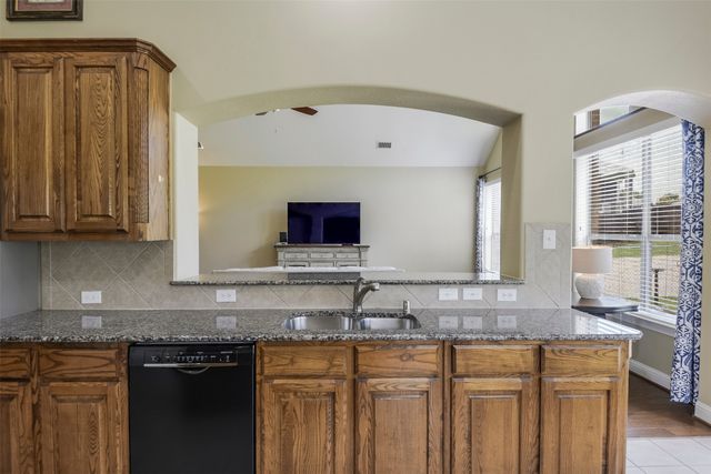 3006 Redcliff Lane, Garland, TX 75043