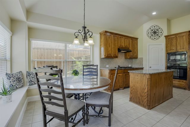 3006 Redcliff Lane, Garland, TX 75043