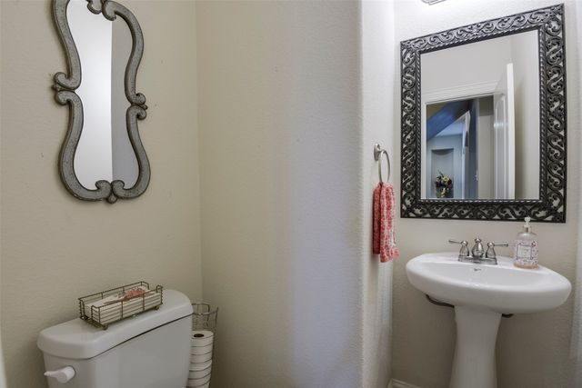 3006 Redcliff Lane, Garland, TX 75043