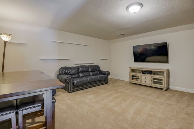 3006 Redcliff Lane, Garland, TX 75043