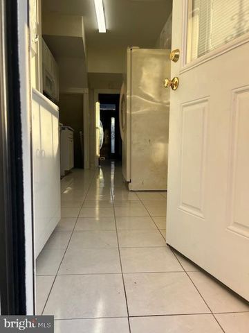 4018 NW 14TH ST NW, Washington, DC 20011