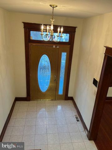 4018 NW 14TH ST NW, Washington, DC 20011