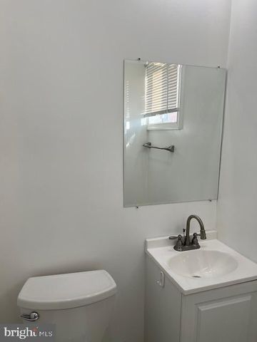 4018 NW 14TH ST NW, Washington, DC 20011