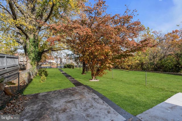 28 BOND ST, Trenton, NJ 08618