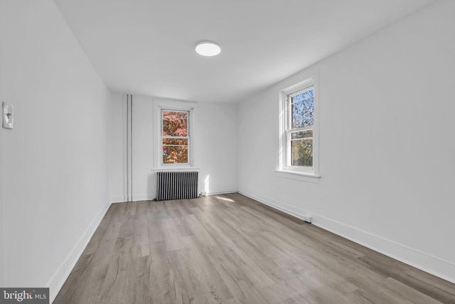 28 BOND ST, Trenton, NJ 08618