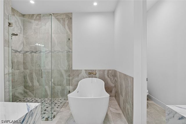 4395 16th ST NE, Naples, FL 34120