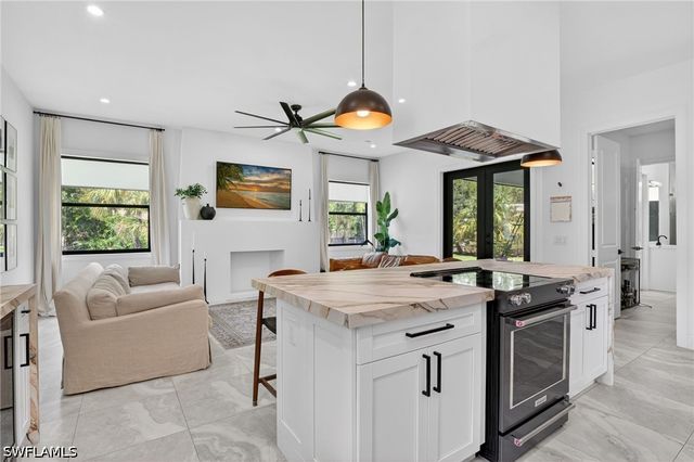 4395 16th ST NE, Naples, FL 34120