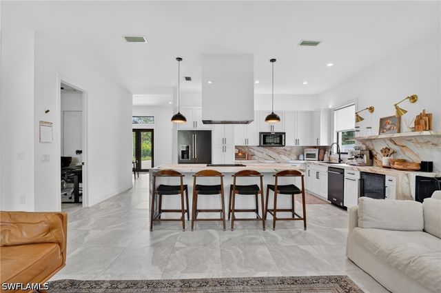 4395 16th ST NE, Naples, FL 34120