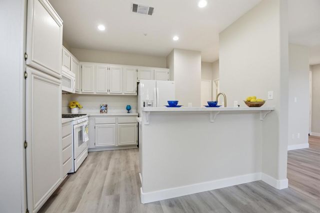 247 Melinda Way, Oceanside, CA 92057