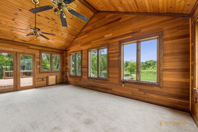 1803 Cassandra Lane, Mchenry, IL 60051